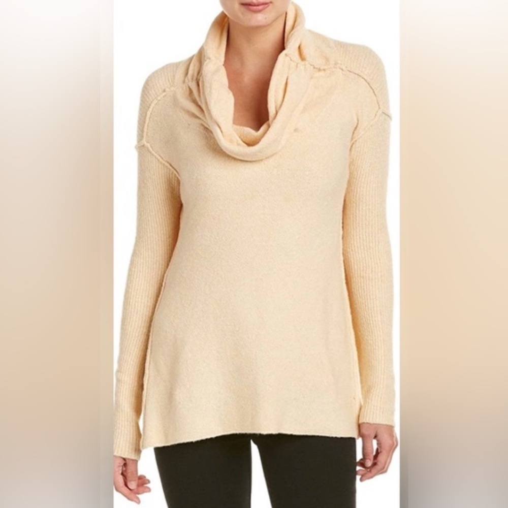 Free People Strawberry fields Cream Sweater